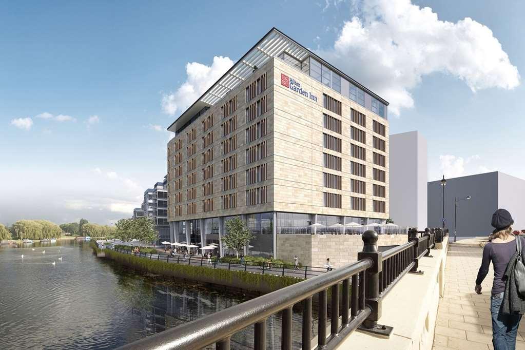 Hilton Garden Inn Peterborough City Centre Экстерьер фото